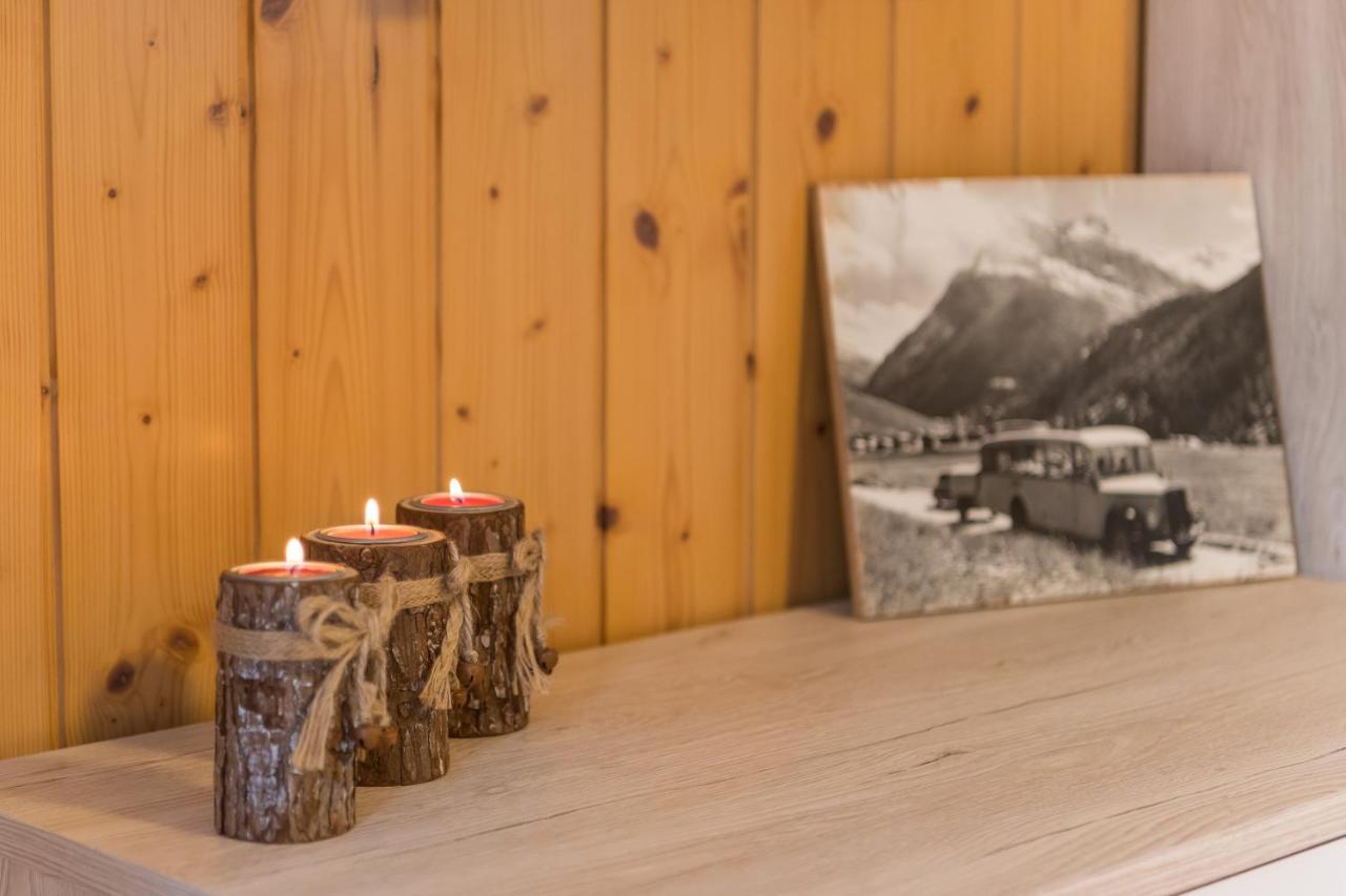 Haus Alpenblick Apartment ซาส-กรุนด์ ภายนอก รูปภาพ